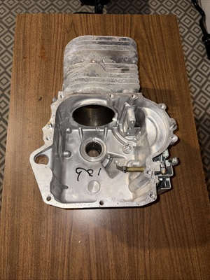 #ad Briggs And Stratton 17.5 Engine Block $110.00