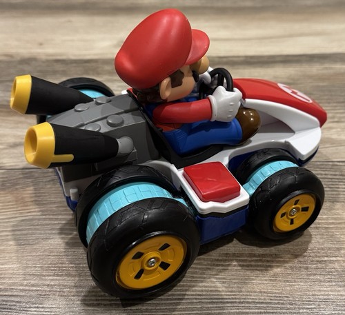 Nintendo Super Mario Kart 8 World of Anti-Gravity RC Racer Car w/Remote - VIDEO! - Picture 7 of 24