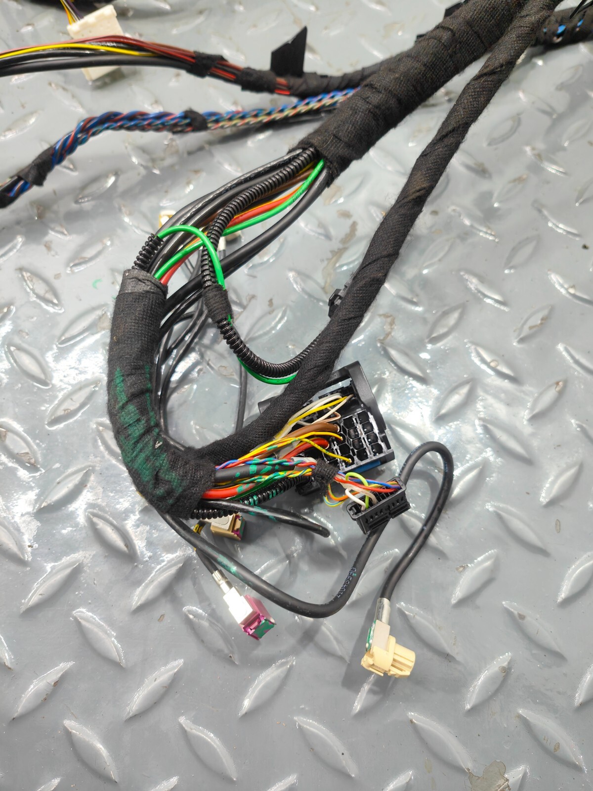 BMW 3 SERIES F30 F31 F80 M3 SAT NAV RADIO LCI TOUCH WIRING LOOM 