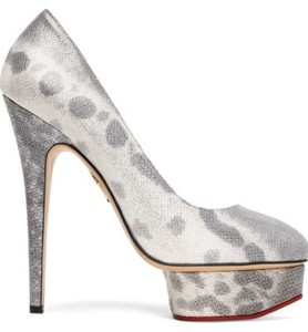 dolly pump shoes