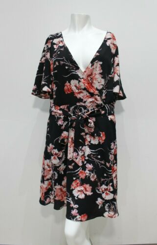 NWT BB Dakota women's 10 Floral faux wrap dress boho short sleeve belted zipper