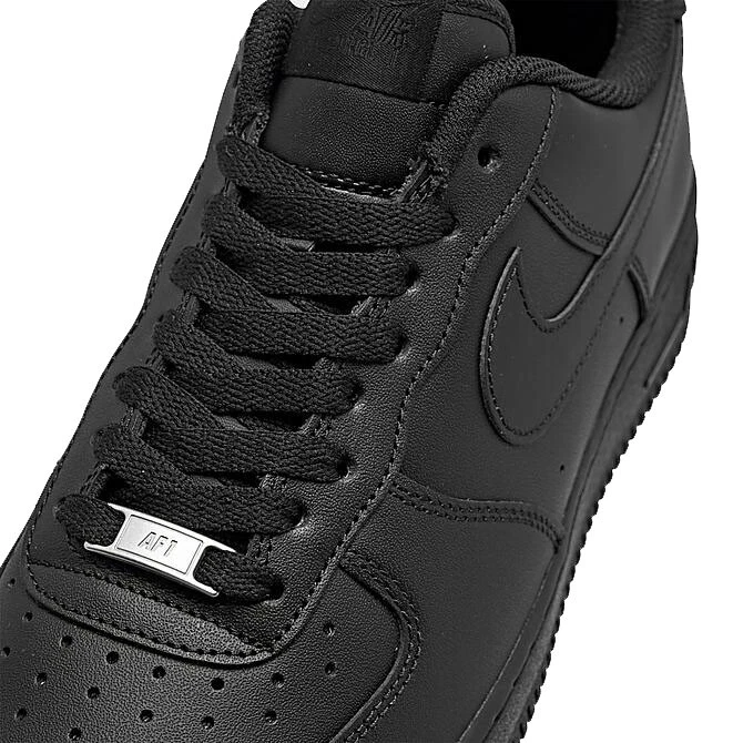 Nike Air Force 1 '07 Low Triple Para hombres Negro CW2288-001, Nuevos Zapatos Uni-Sexuales Foto 3 de 4