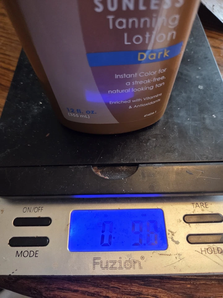 SIN ANUNCIO Loción bronceadora instantánea sin sol oscura 12 oz 75 % completamente descontinuada Foto 3 de 3