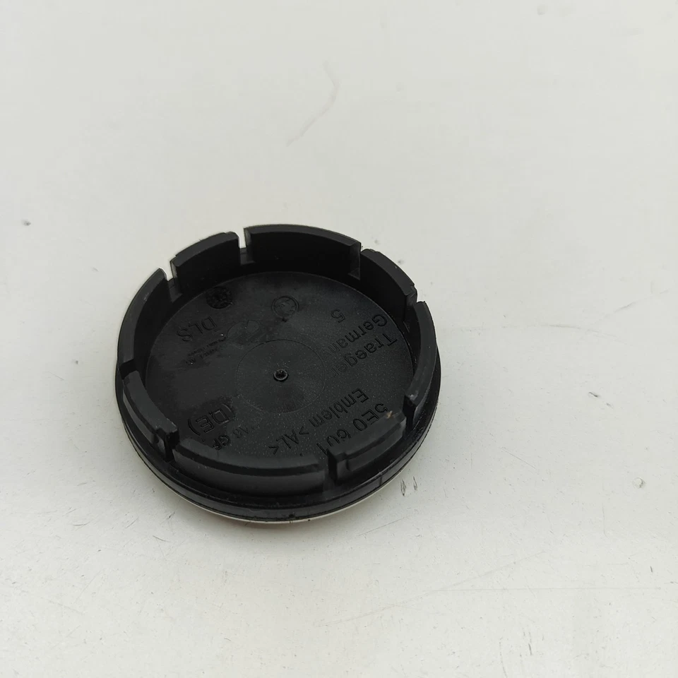 Skoda Skoda Enyaq IV SUV 5AC, 5AZ Rad Center Cap 5E0601151 31640334 - Bild 2 von 4