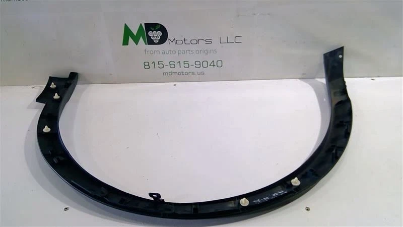 Nissan Rogue Sport 2019-2021 arco de rueda delantero derecho moldura acampanada OEM Foto 4 de 4