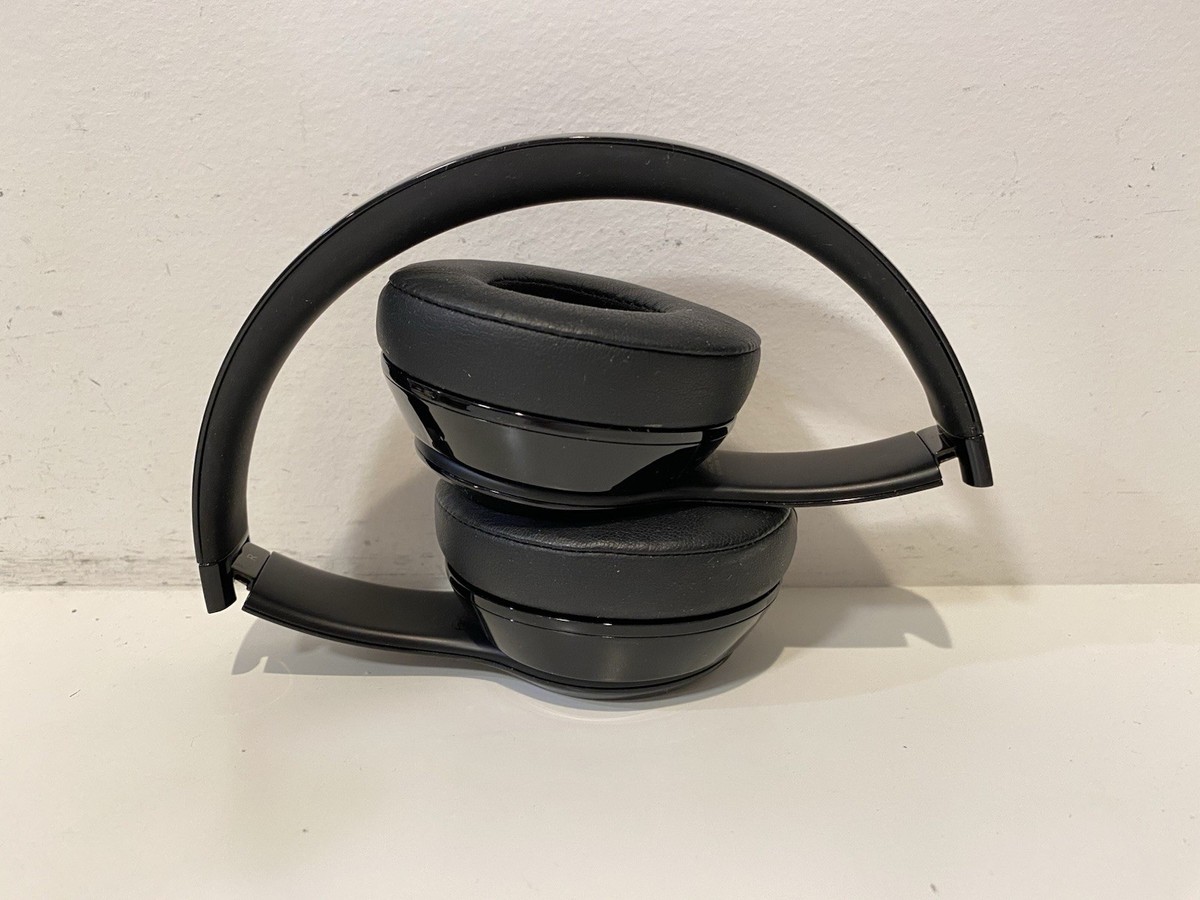 Beats Solo3 On-Ear WIRED Headphones - Gloss Black - READ