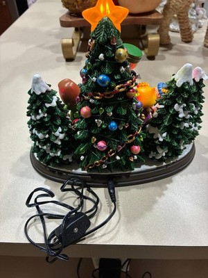 Danbury Mint Peanut Gang “Christmas Time Is Here” Electrical