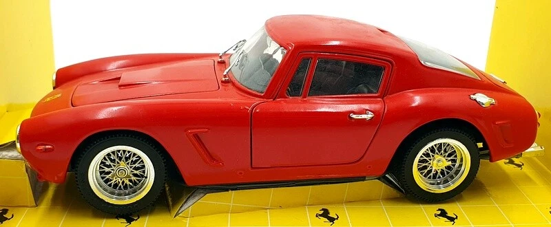 Revell Jouef Evolution 1/18 Scale Diecast 8829 Ferrari 250 GT Berlinette 61 Red - Image 3 of 4