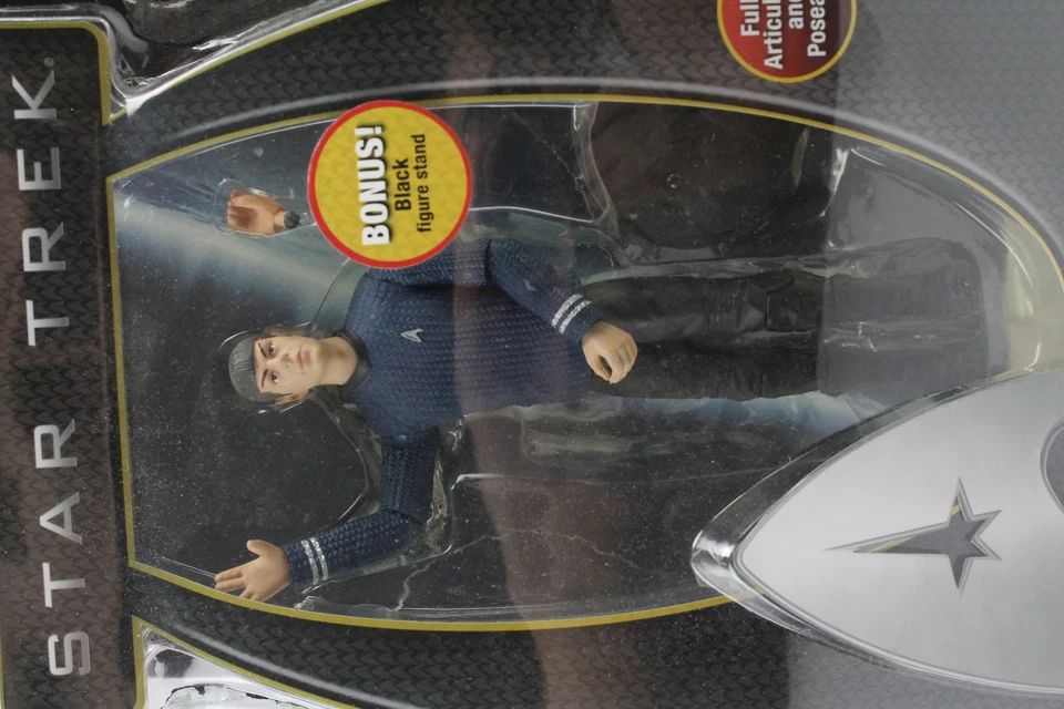 星际迷航 2009 Warp 系列 Spock Kirk Cadet McCoy 6 英寸可动人偶套装 — 第 3/3 张图片