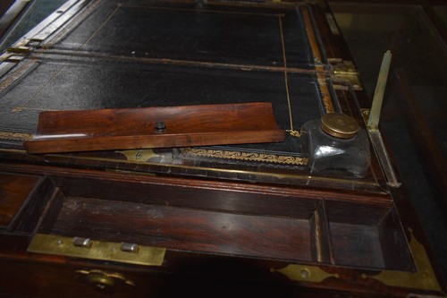 Antique English Regency Rosewood Traveling Lap Desk - Picture 20 of 24
