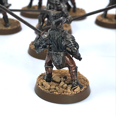 X24 Guerriers Uruk-Haï – Warhammer Le Seigneur Des Anneaux (P-00GVN, Occasion)