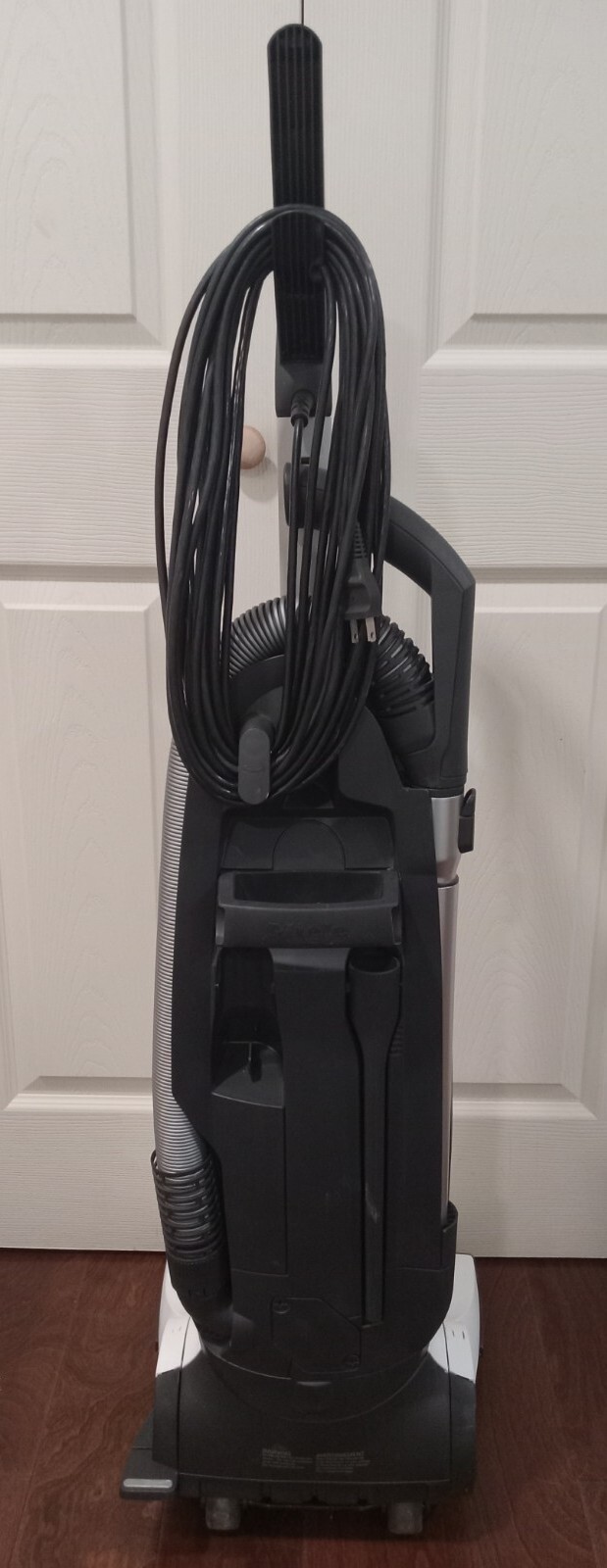 Miele HEPA Filter Swivel Neck Upright Vacuum Cleaner S7580 AUTOMATIC eBay