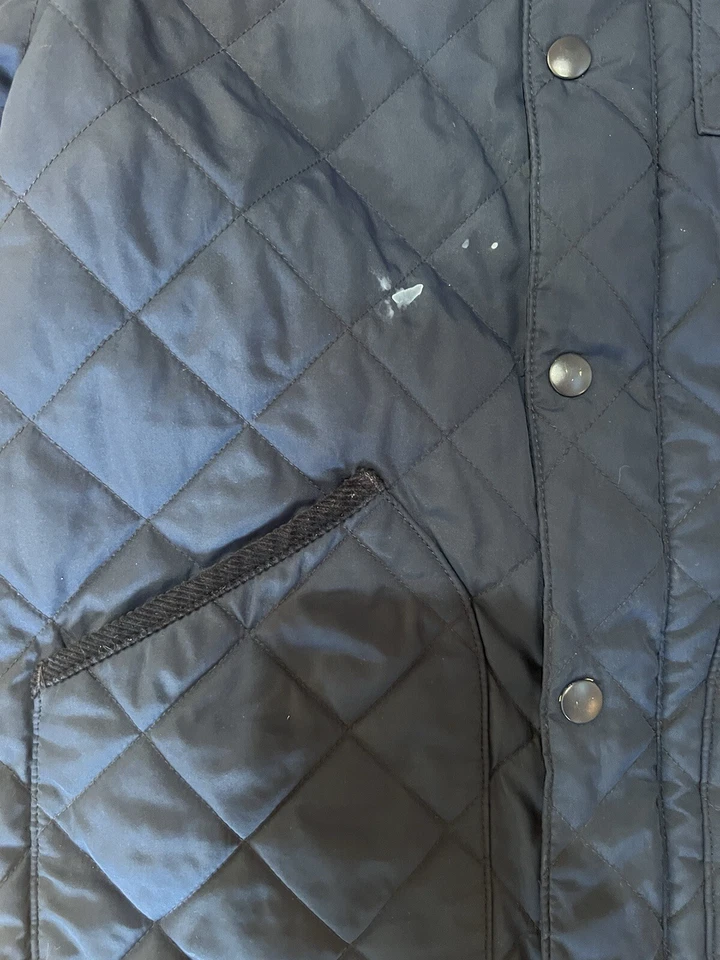 J. Chaqueta acolchada Crew Outerwear juvenil mediana azul marino bolsillos aislados Foto 4 de 4