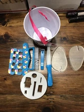 10 pc lot TRIM Pacific World Beach Essentials PEDICURE Kit With Bucket uns NWOB