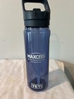 Yeti Water Bottle — photo 1
