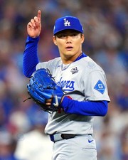8x10 Photo YOSHINOBU YAMAMOTO Los Angeles Dodgers 2025 World Series MVP Champs