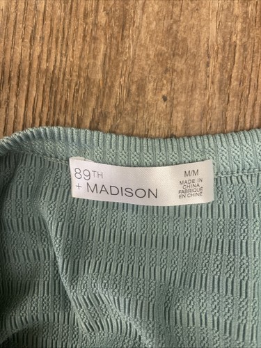89th+Madison Medium Women’s Green Front Tie Blouse - Picture 3 of 3