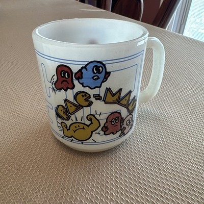 Vintage Glasbake Pac-Man Video Game Milk Glass Signed Cup Mug Midway Games