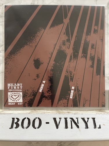 Boxed In - Boxed In 7” vinyl punk / hardcore record NM / NM - Picture 2 of 5