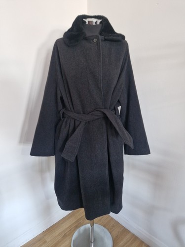 Romeo Gigli winter coat siz L UK 18/20/22 grey fur collar heavy wool rich belted - Picture 2 of 12