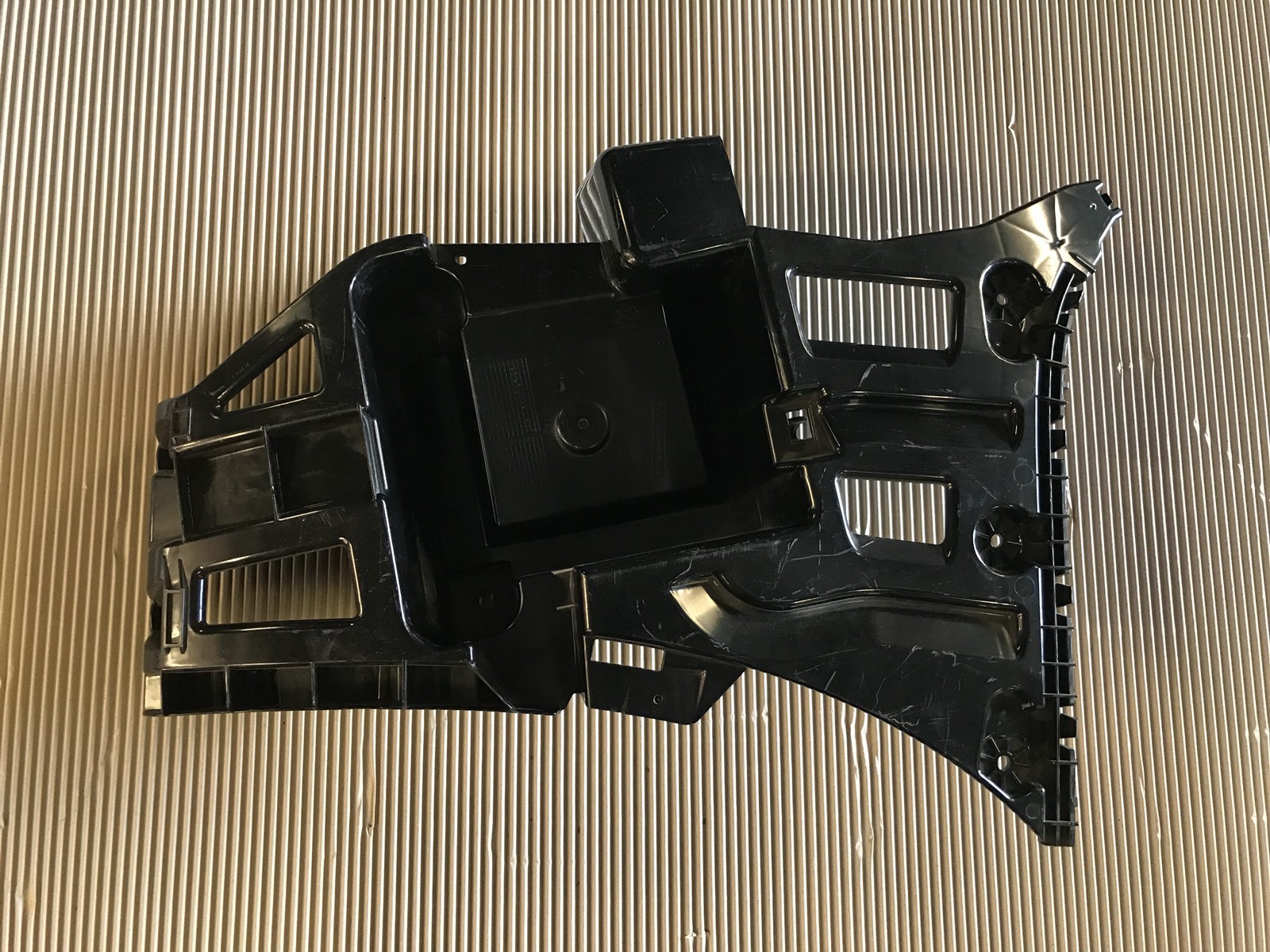 BMW X1 Series F48 Mount Bumper Rear Right 51127332318 for sale  