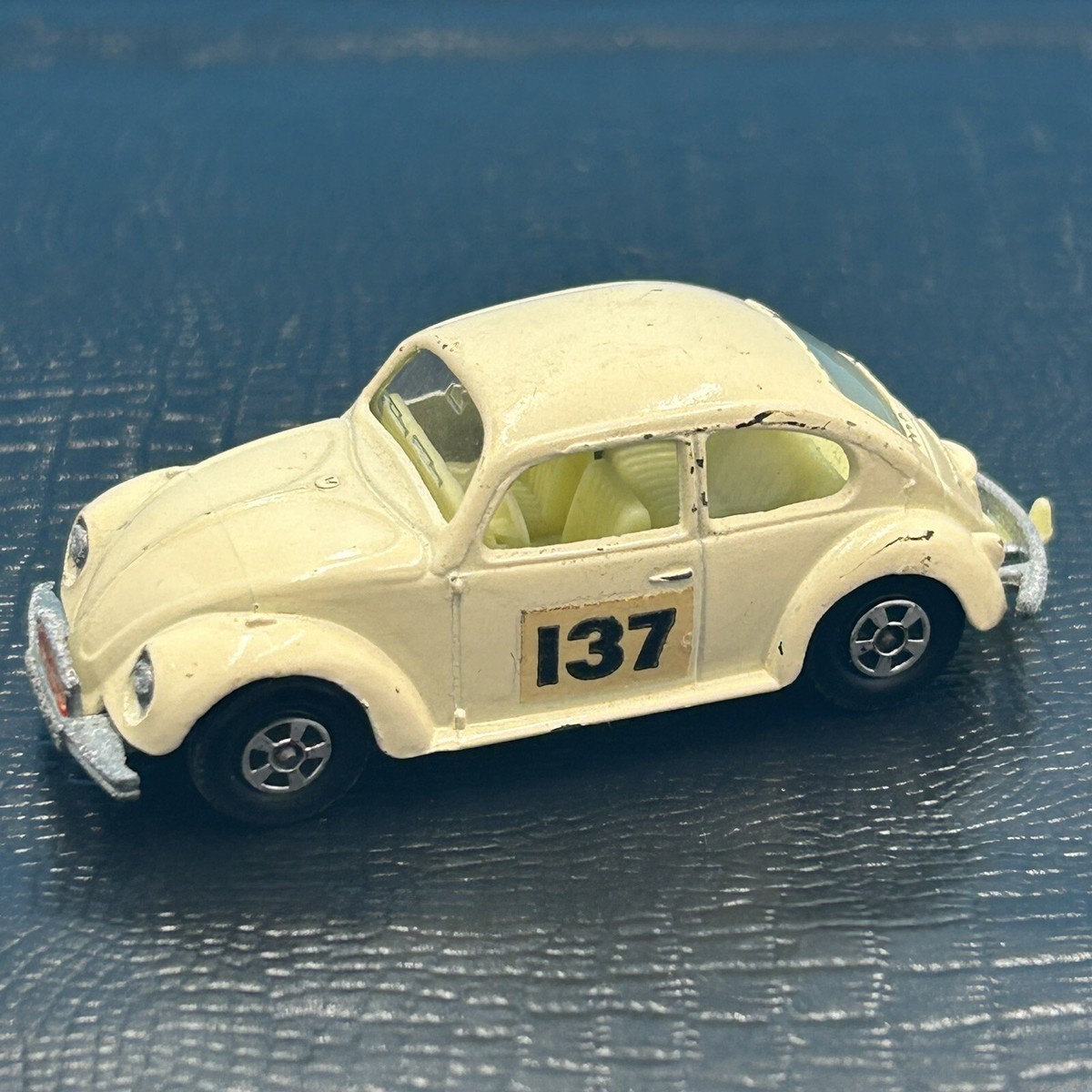 Matchbox Superfast #15-VW 1500 Saloon 1968 Lesney Cream Beetle