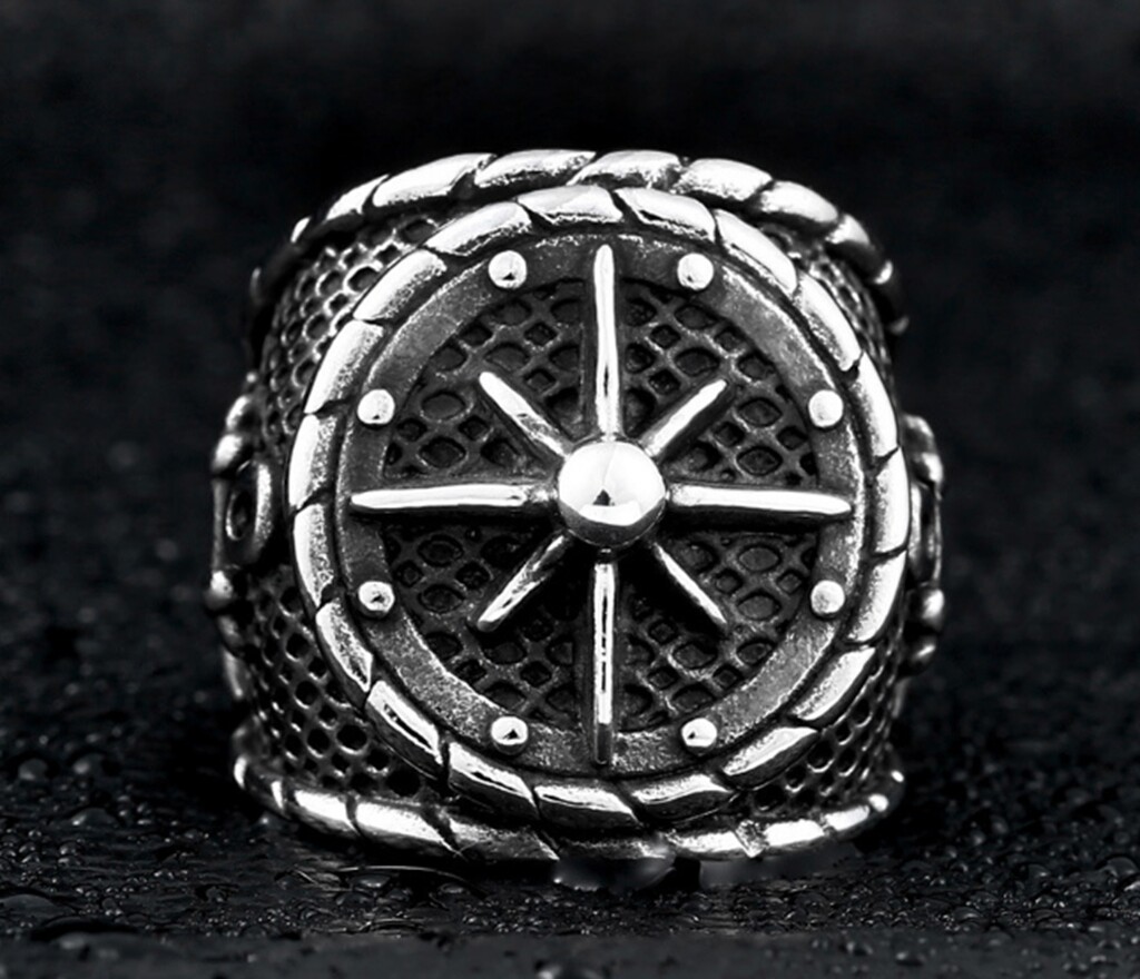 Men Hip Hop Punk Fashion Vintage Compass Titanium Stainless