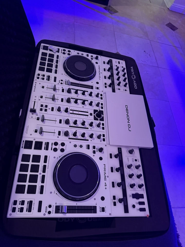 Limited Edition Denon DJ Prime 4+  4-channel DJ Controller and carrying case  - Image 2 of 4