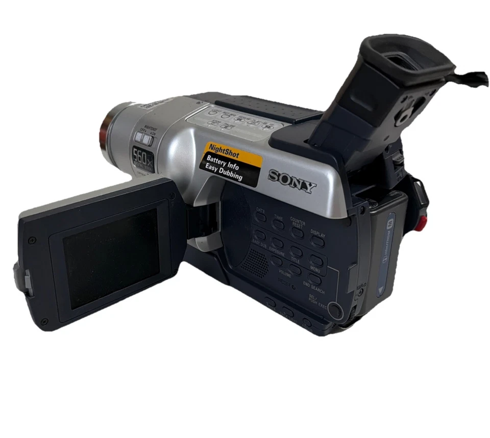 Videocámara Sony Handycam CCD-TRV118 NTSC Tape Hi8 con captura nocturna + batería Foto 2 de 4