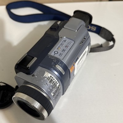 Sony Handycam DCR-TRV240 NTSC Digital 8 Hi8 Camcorder Nightshot