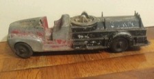 Vintage Hubley Kiddie Toy Fire Engine Truck No. 468 Diecast Metal
