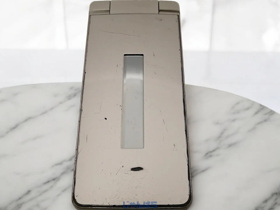 Sharp AQUOS SH-02L Keitai Flip Phone Gold Desbloqueado SIM Libre de Japón Usado - Imagen 4 de 4