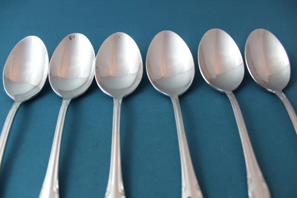 6 cucharaditas Reed & Barton LATTICE ROSE acero inoxidable China 6 1/2" Foto 3 de 4