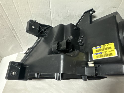 Lincoln MKX 2011-15 RH Passenger Aftermarket Halogen Chrome Headlight BA1Z13008A - Picture 12 of 12