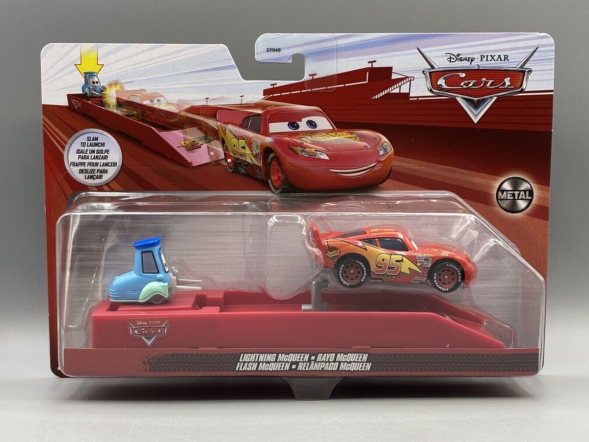 Disney Pixar The World of Cars Lightning McQueen Launcher Playset