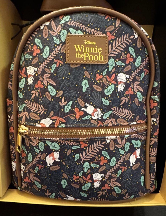 New Winnie The Pooh 3 Piece Gift Set Mini Backpack ID Card Wallet