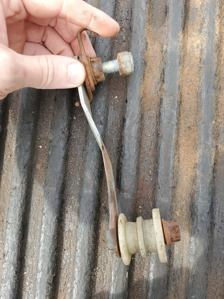 Hodaka SL ED 250 Thunder Perro Cadena Tensinoner Seguidor Guía Foto 3 de 4