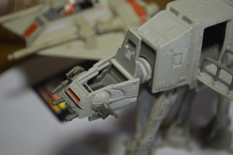Star Wars 1995 Action Fleet Hoth SNOWSPEEDER + AT AT INCOMPLETE - Image 4 of 4
