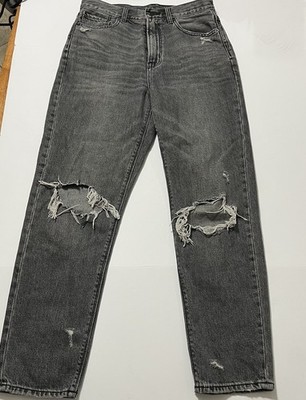 American Eagle Women s Black Distressed Jeans. Size 6