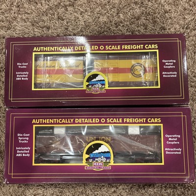 MTH 20-98094 O Union Pacific 55 Ton Gondola  & 20-93900 Pullman Standard Boxcar