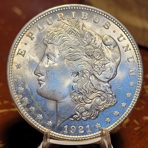 1921 P MORGAN SILVER DOLLAR--SHARP BU UNCIRCULATED
