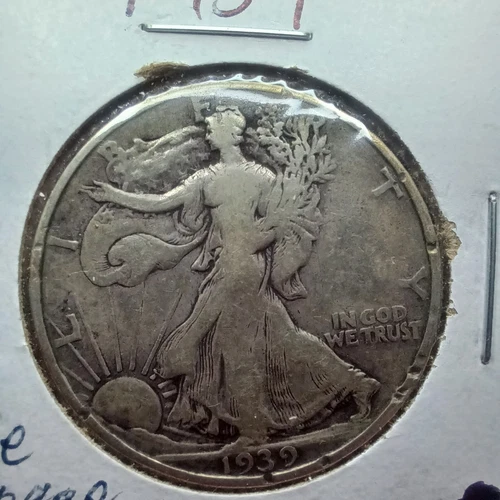 1939 P Walking Liberty Silver Half Dollar in Very Fine Condition. -#0274
