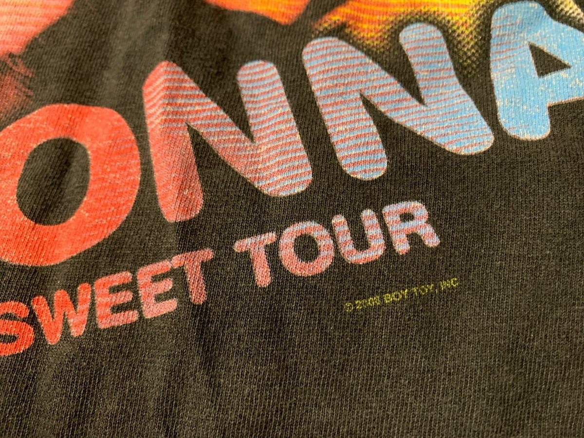 マドンナ 　Sticky & Sweet Tour　オフィシャル Tシャツ　L Vintage Y2k Madonna Sticky & Sweet Tour T-shirt | Pop Tees