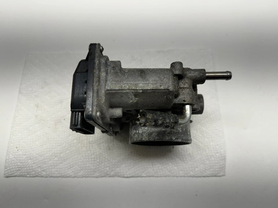 Carrocería de acelerador Subaru Forester 16112AA380 OEM original barata 2014 2015 2016-2018 Foto 2 de 4