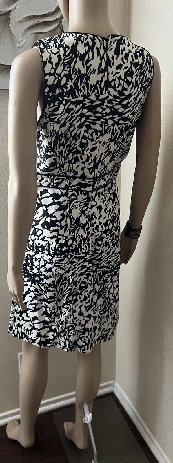 Mini abito senza maniche in seta elastica Tory Burch taglia 4 PICCOLO