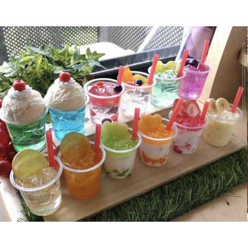 Melon cream soda, etc. Fake drinks Fake sweets Food samples Melon cream soda, etc. Fake drinks Fake sweets Food samples