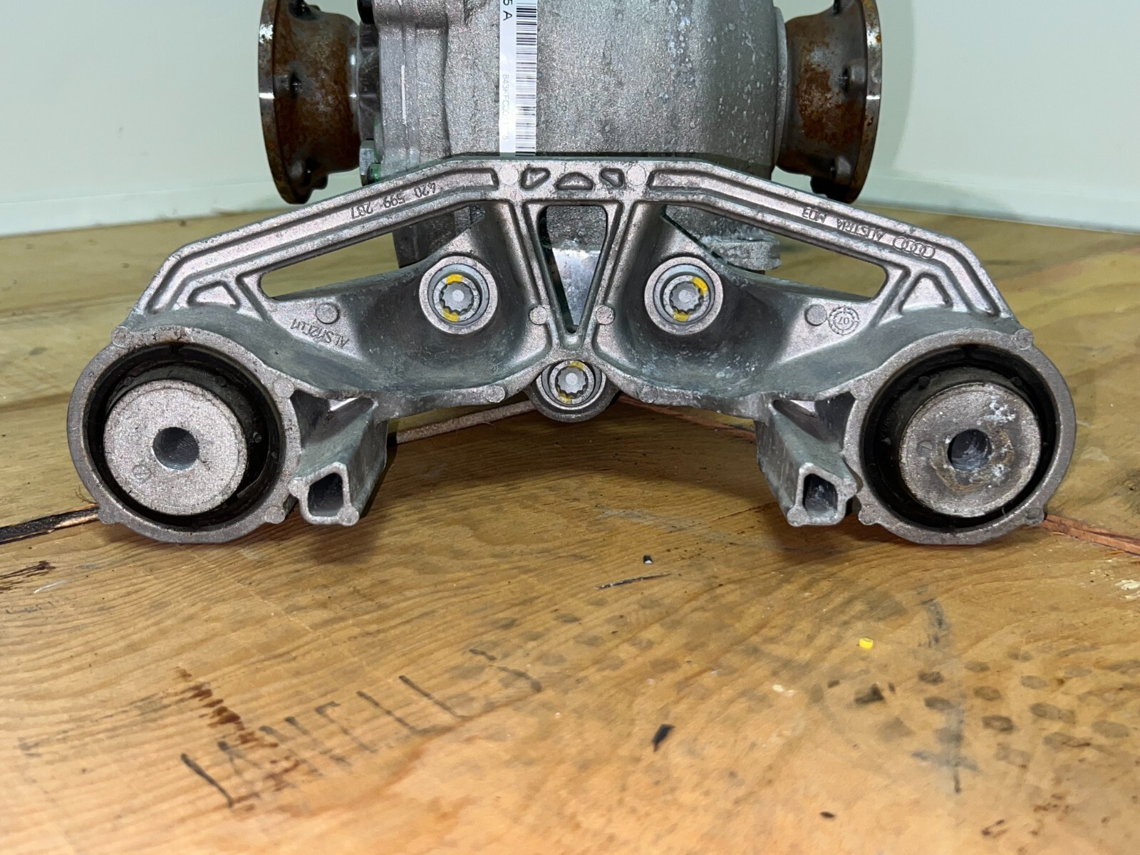 2009 Audi R8 V8 front differential assembly (08-15)