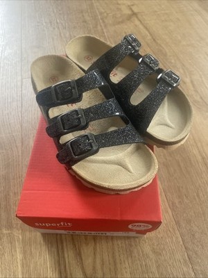 Superfit Sparkle Glossy Black Sliders Slipper Sandalen Gr. UK 2 EUR 32 - NEU