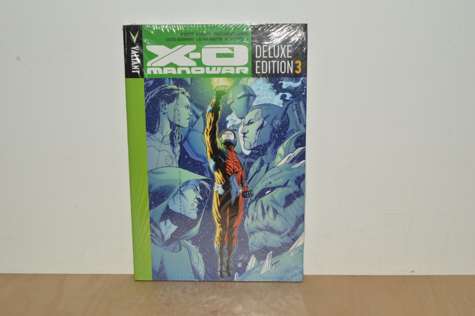 Valiant: X-O Manowar Deluxe Edition Volume 3 - HB (#V4) New & Sealed