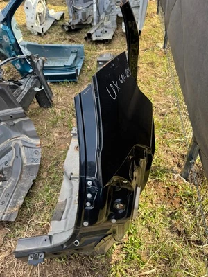 LEXUS UX AA1, AH1, MA1 Hintere rechte Seitenverkleidung FSE 2.0 30765936 - Bild 1 von 2